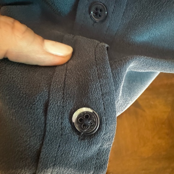 EQUIPMENT SILK SIGNATURE SHIRT DRESS PREOWNED - Picture 4 of 5